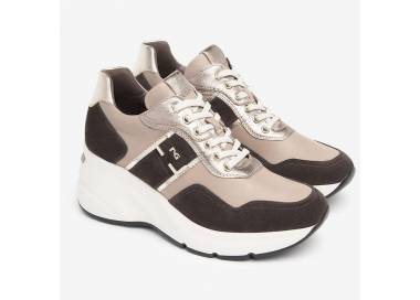 Sneakers NeroGiardini donna in pelle e camoscio