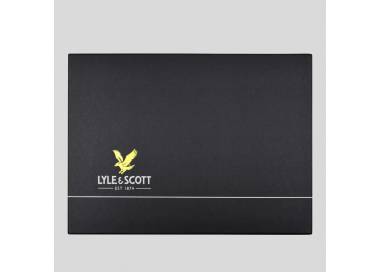 Lyle & Scott Set regalo sciarpa e berretto in blu da uomo